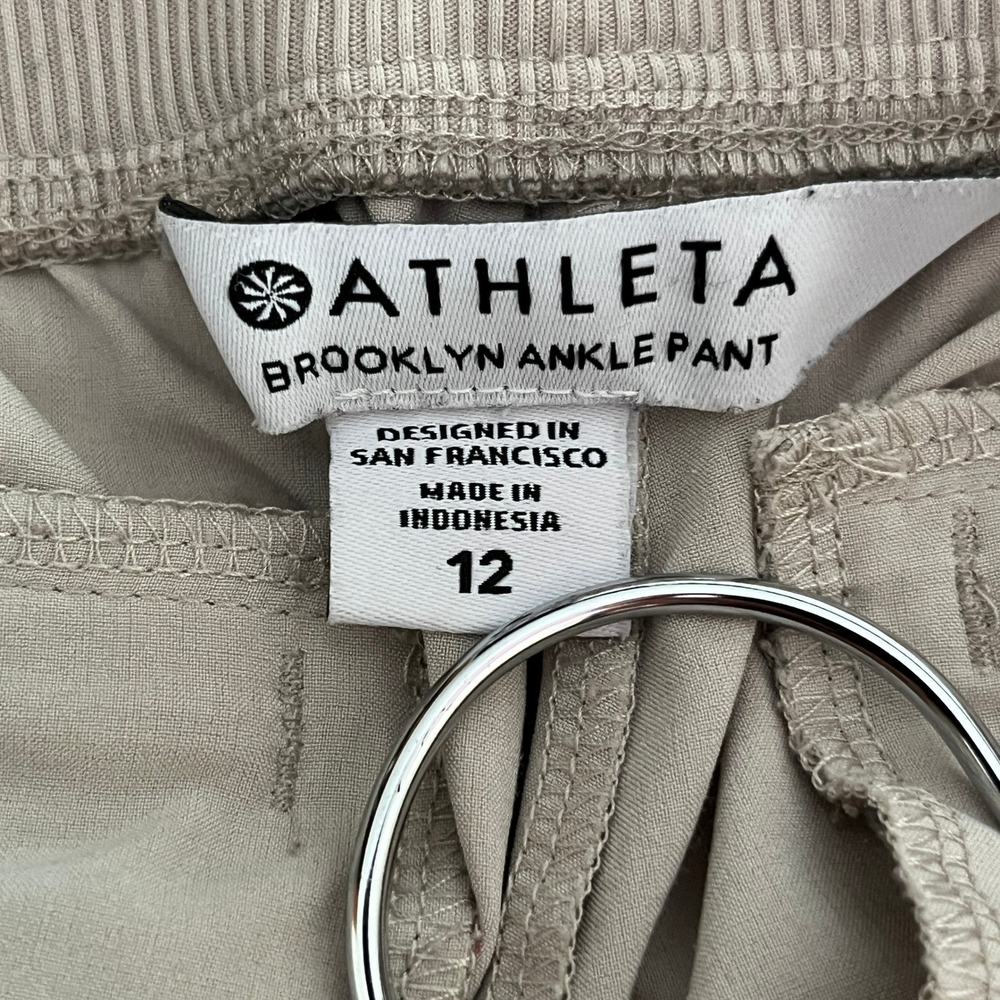 Athleta Brooklyn Ankle Pant 12 Beige Khaki Travel Stretch Tapered Pants - Picture 7 of 13